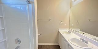 Amazing Corner Lot 3 Bed 2 Bath Home Gallery 10