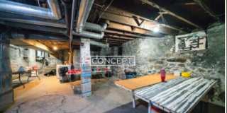 Unique 8 bed 2bath HOUSE with Yard,  Basement , Easy Parking Gallery 3