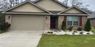1718 Calgary Drive W Gallery 1
