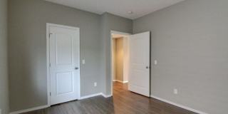 Spacious 5 bedroom rental in Springfield! Gallery 1