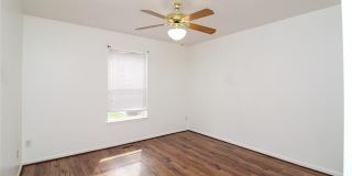 14777 Cavell Street Gallery 17