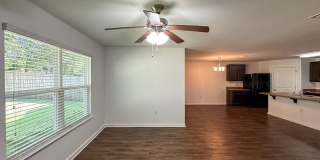 Updated 4 bedroom, 2 bath home for rent in Chasefield Subdivision! Gallery 8