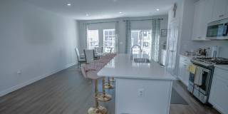8210 GOLDSTONE Court Gallery 5