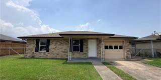 2400 ARTILLERY Drive Gallery 1