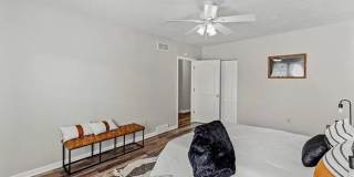 Beautifully remodeled 6 BR, 1.5 Bath brick home on level double-lot in Wilkinsburg! Gallery 14