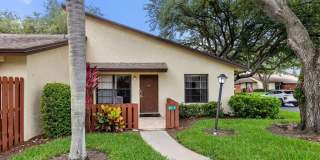 8019 SE Villa Circle Gallery 2