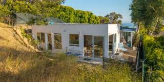 2534 Whitney Avenue Gallery 30
