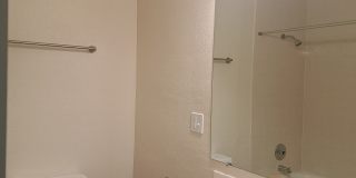 Island Park Gallery 10