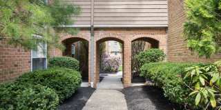 Meadowbrook Gallery 13