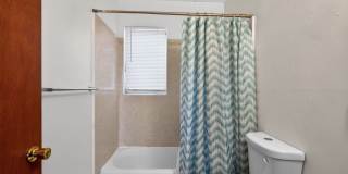 Charming 2BR Apartment in Fresno Gallery 28