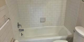 Updated 1 Bedroom Apartment Near the Beach – First Floor – Cats Welcome! Gallery 11