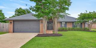 4/2 with screened patio coming soon in Ashford Park! Gallery 1