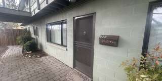 215 Vista St Gallery 1