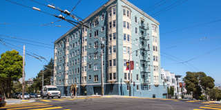 300 Buchanan Gallery 4