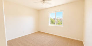 Spacious 5 (or 6) Bedroom House with attached ADU in Winchester for Rent Gallery 31