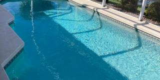 Short term FULLY FURNISHED vacation rental ,3/2 Pool Home on canal Gallery 5