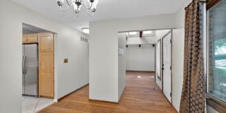 4631 Graceland Avenue Gallery 13