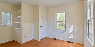250 Sanford Street Gallery 14