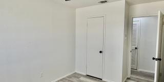 Updated 3/1.5 with Bonus Room in North by Northwest! Gallery 22