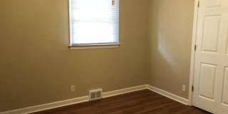 Convenient South Location!  3 Bedrooms / 2 Bathrooms Gallery 9