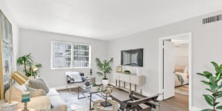 Legacy at Dadeland Gallery 15