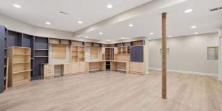 2181 2nd Street Gallery 30