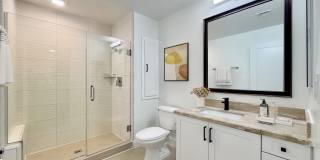 La Belle at Hollywood Tower Gallery 8