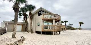 Gorgeous furnished waterfront home for rent on Okaloosa Island! Gallery 6
