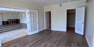 92-1341 Hauone Street Gallery 18