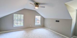 Spacious 4/3 bathroom Home Gallery 13