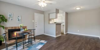 Driscoll Place Gallery 1