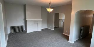 109 Kenova - 3 bedroom Single Family Home Gallery 1