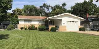 610 E Elaine Gallery 1