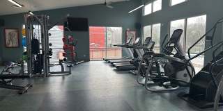 Hawks Landing Apartments - Co-Living Gallery 12