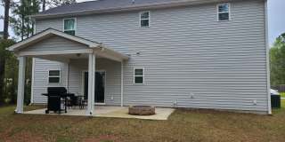 3 Bedroom, 2.5 bath unfurnished home in Hampstead near Surf City Gallery 21