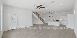 895 E Mather St Gallery 10