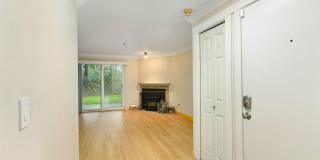 Cozy 2 bedroom, 2 bathroom condo- Federal Way Area Gallery 16