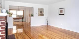 121 Manhasset Avenue Gallery 7