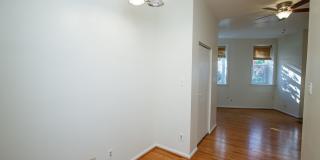 Charming Hill East One Bedroom Gallery 12
