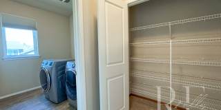 Modern End-Unit Townhome with Private Fenced Yard, Gourmet Kitchen & Spacious Layout Gallery 23