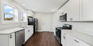 5426 W Jackson Boulevard Gallery 3