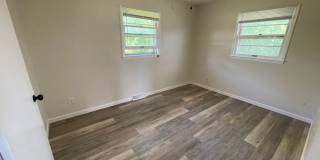 5 bedroom 2 bath house Gallery 16