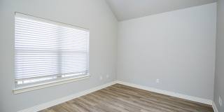 2715 Vanike Dr Gallery 15