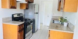 9544 Los Angeles Gallery 1