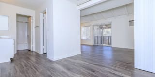 Country Hills Apartment Homes Gallery 17