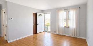 6301 Broad St Gallery 10