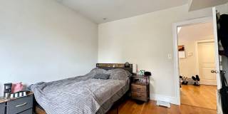 NIce 4 bed in Mission Hill Gallery 10