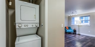 1611 on Lake Union Gallery 19