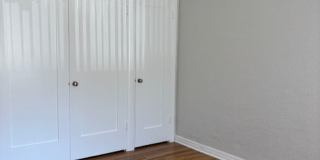 Beautiful spacious and bright apartment in the Pasadena Area Gallery 16