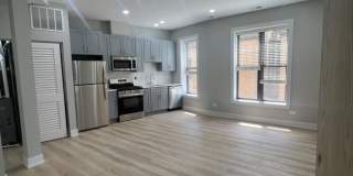 448 W Belden Ave Gallery 1